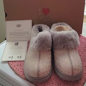 UGG, I Heart Dreams style, scuffette, S 8, Beige/Ecru w/ contrasting fleece